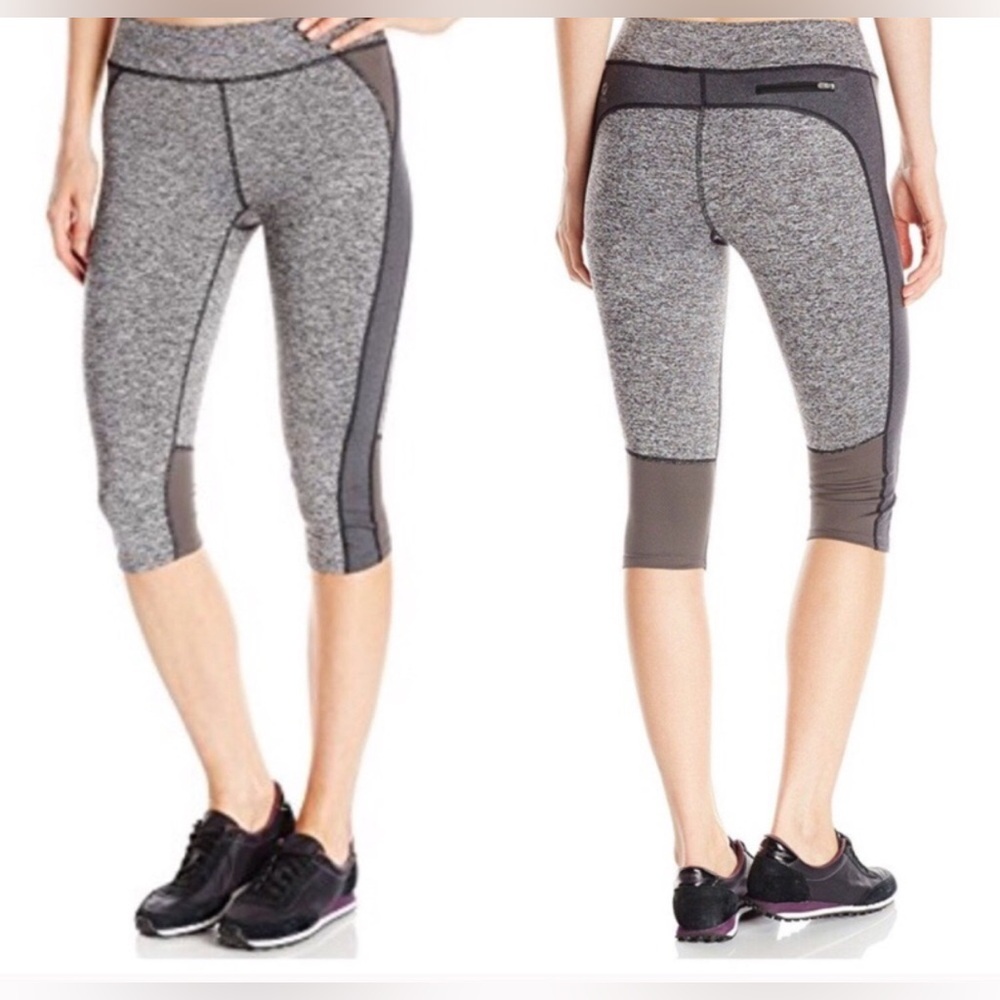 Oiselle Lesley crop moto knickers size small